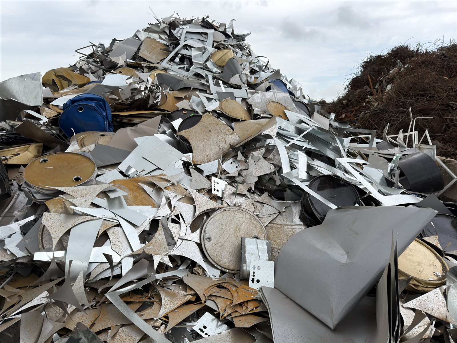 Busheling scrap — clean factory steel clippings and stampings
