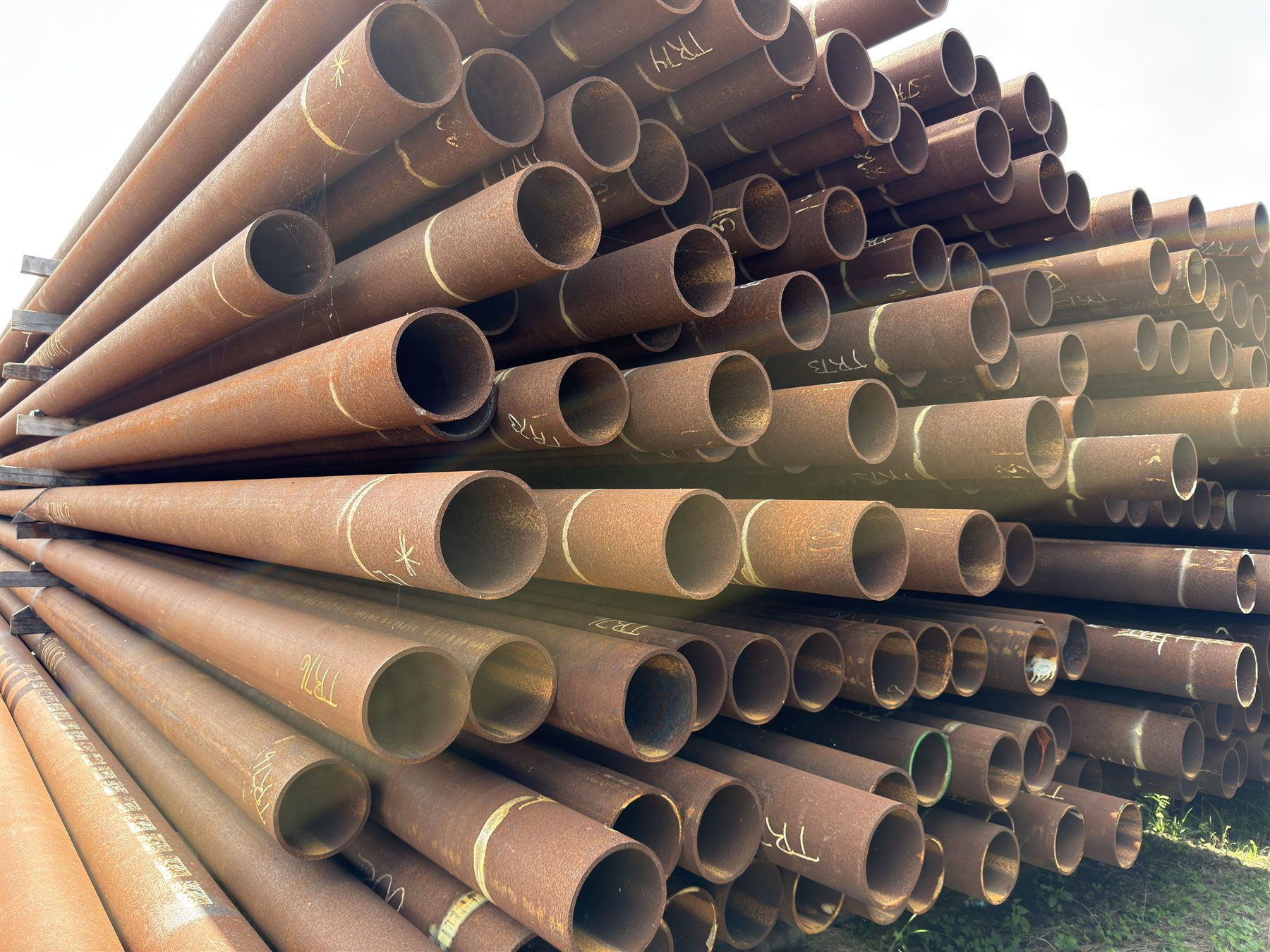 Surplus and prime steel pipe bought by Gold Star Metals