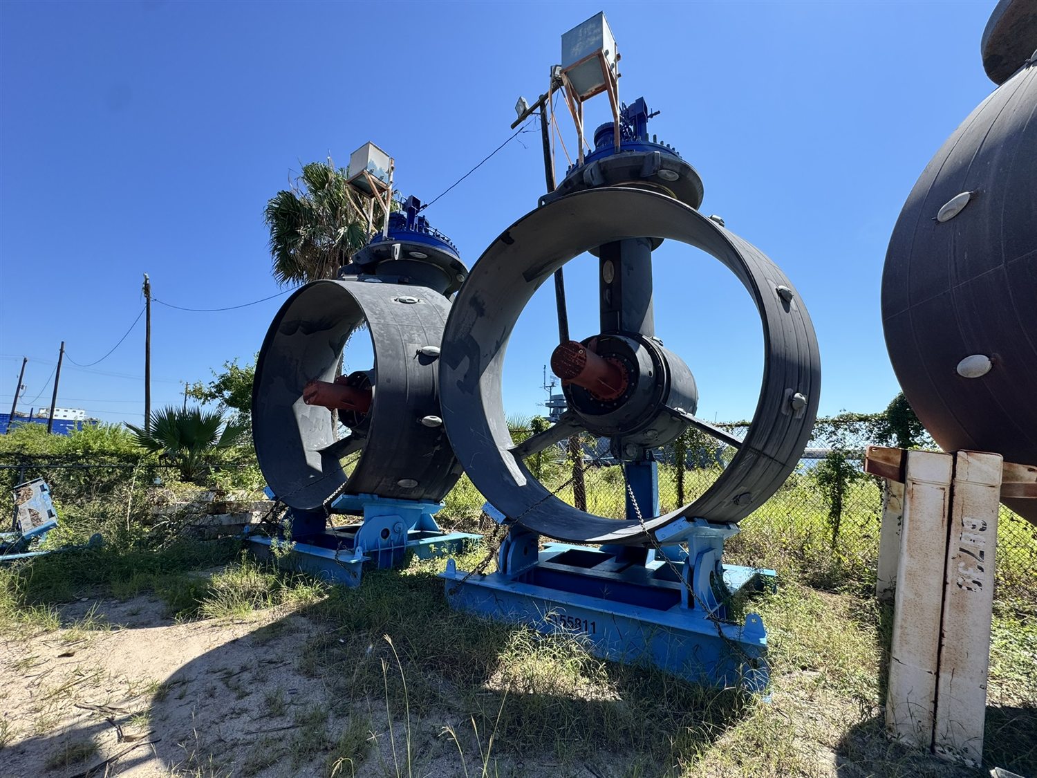 Industrial vessels and equipment